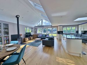 Photo 4- click for photo gallery